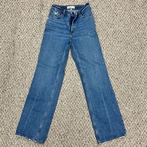 Abercrombie High Rise 90s Relaxed Jean
